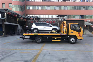 泗洪汽车紧急补胎换胎救援